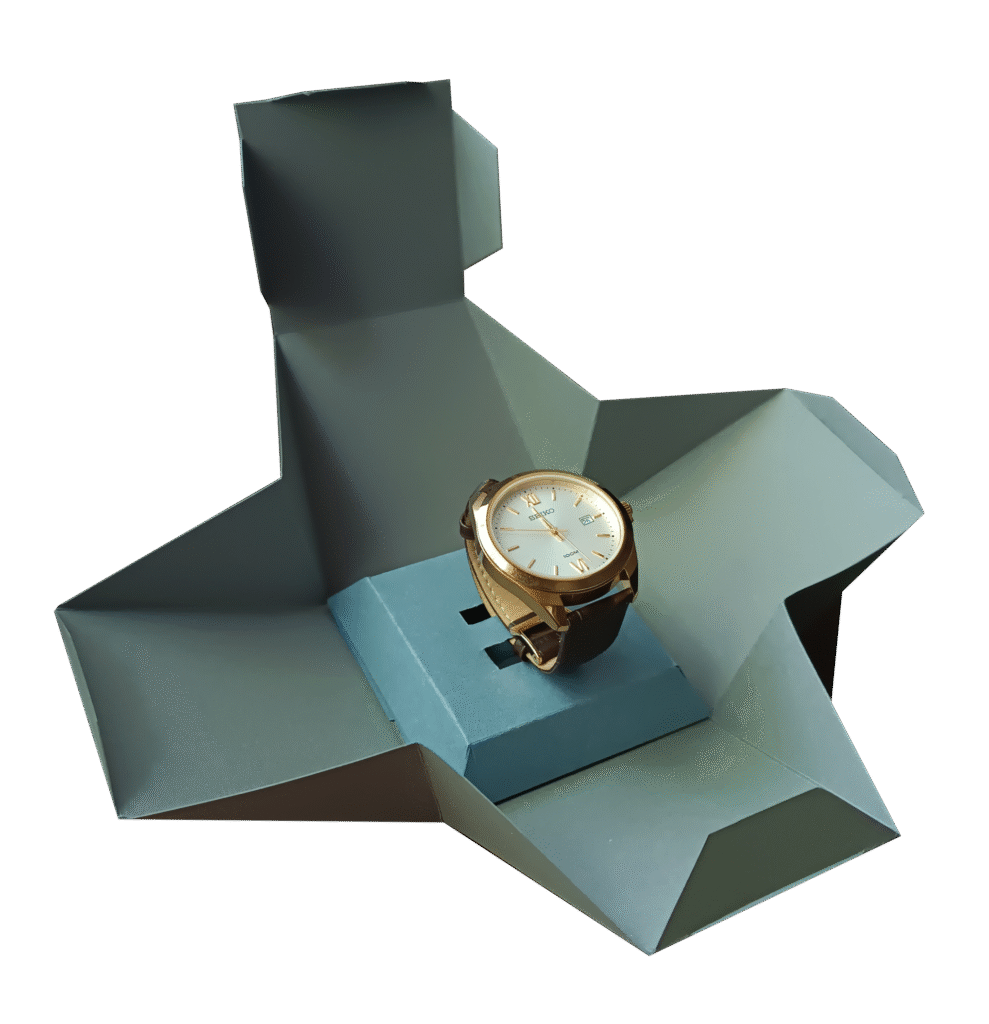 Prototype du Packaging de la montre ouvert mettant en valeur la montre